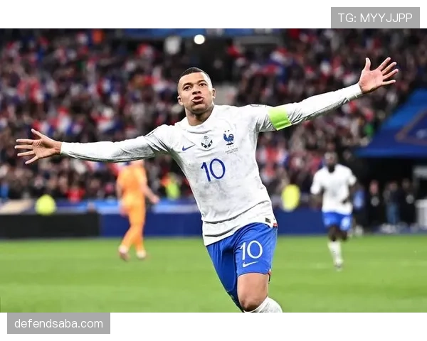 姆巴佩的战术特权是否必要？核心地位与体系适配性深度解析